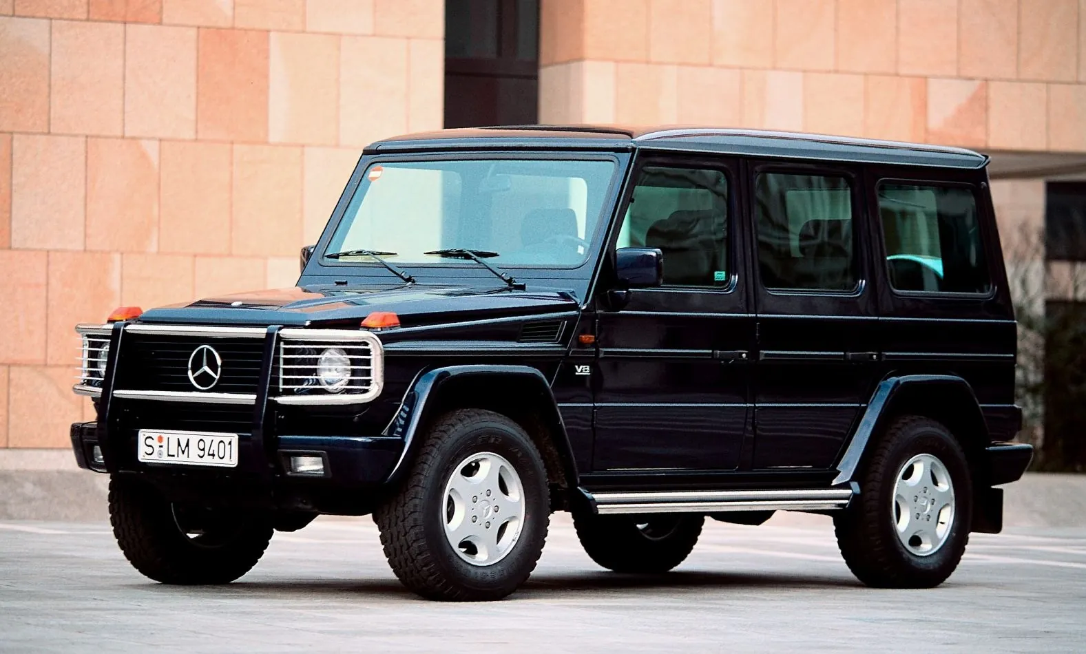 Mercedes-Benz G-class Long (W463)
