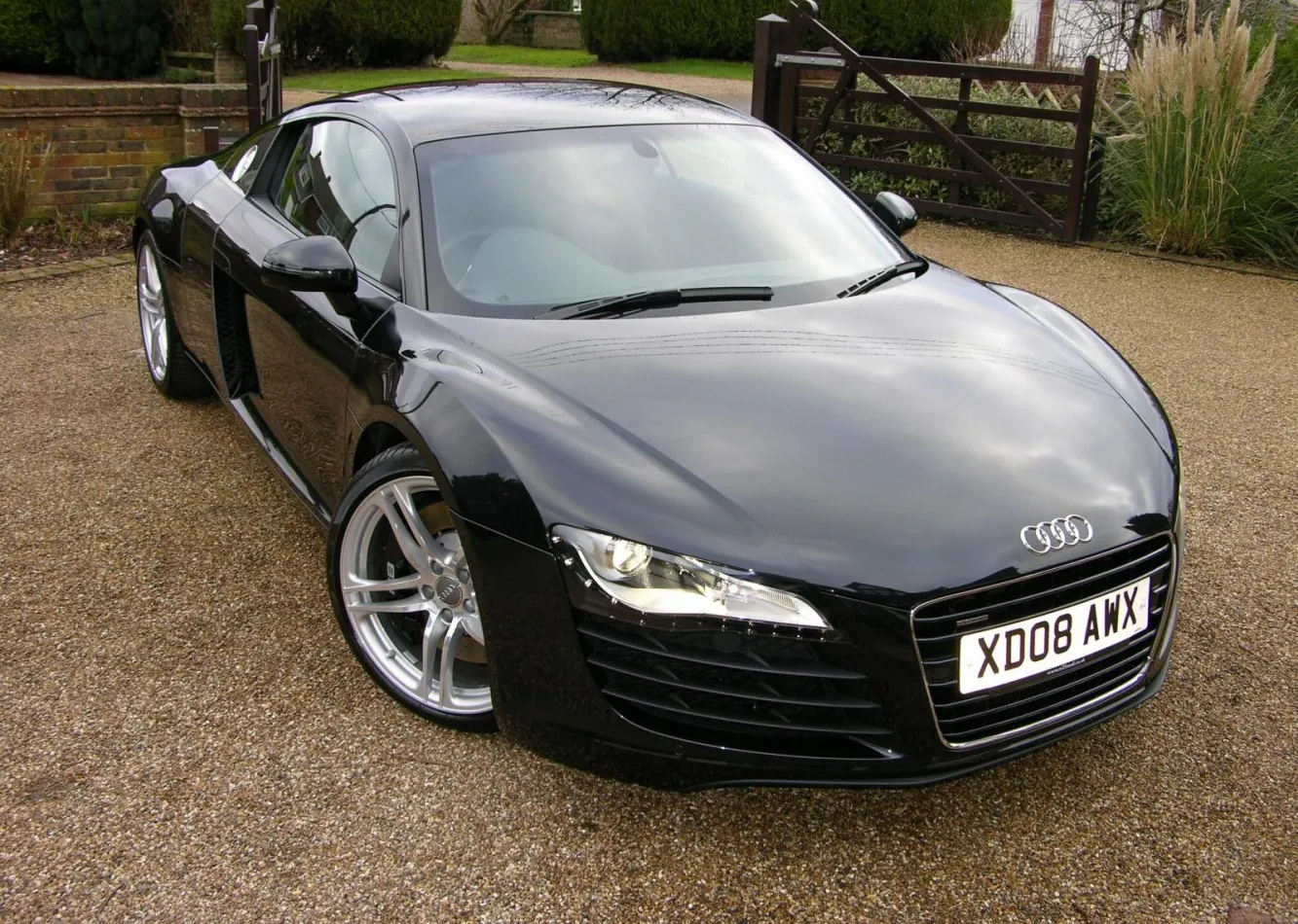 Audi R8 Coupe (42)