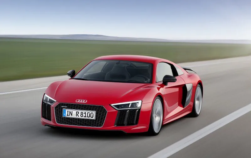 Audi R8 II Coupe (4S)