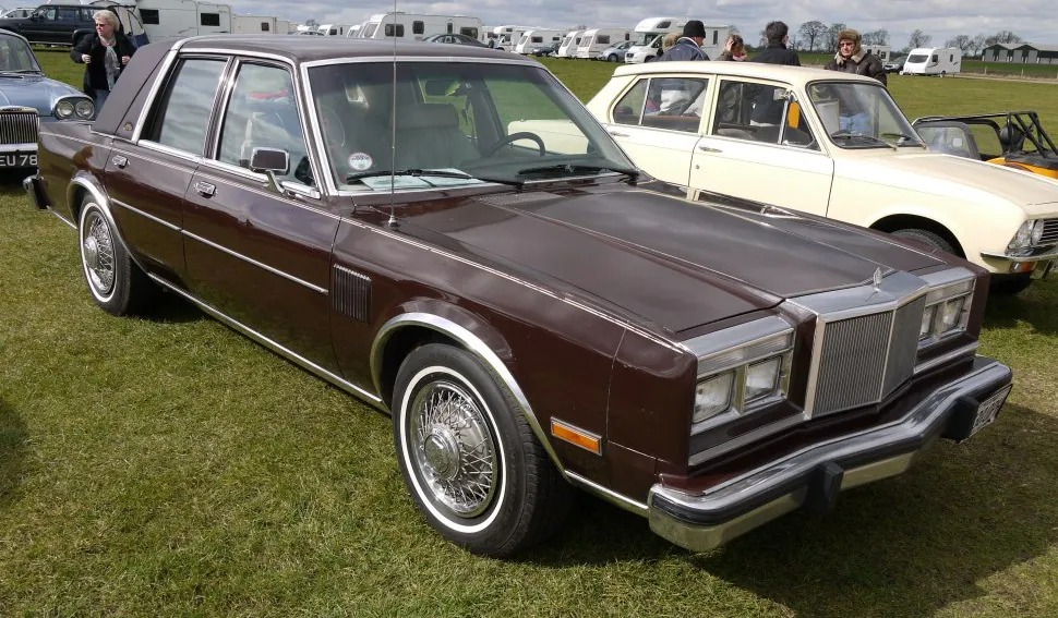Chrysler Fifth Avenue I
