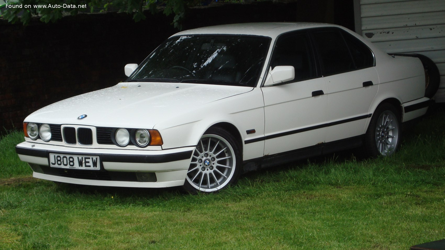 BMW 5 Series (E34)