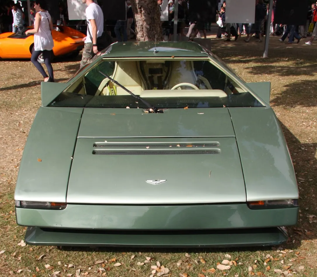 Aston Martin Bulldog