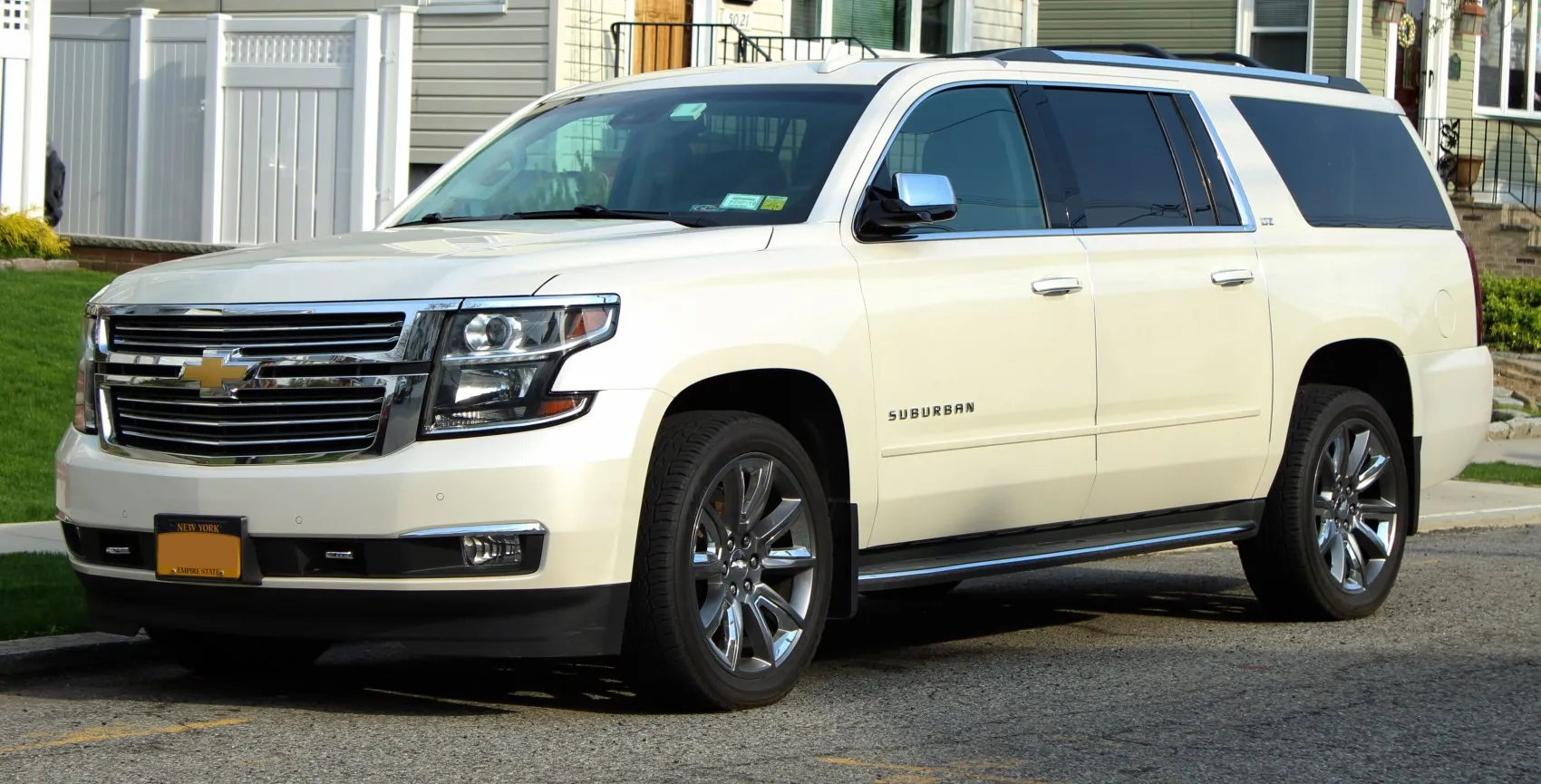 Chevrolet Suburban (GMTK2YC/G)