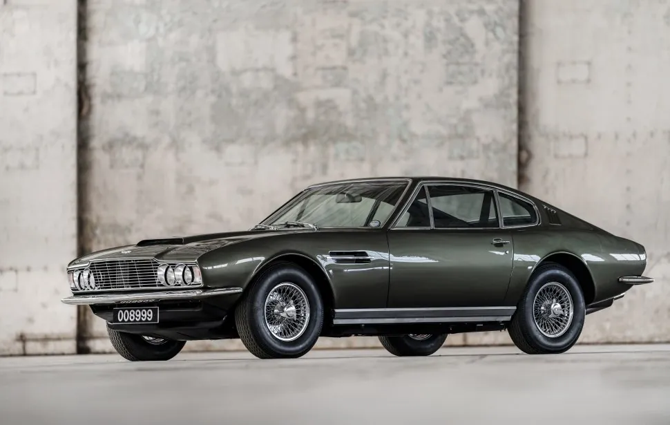 Aston Martin DBS V8