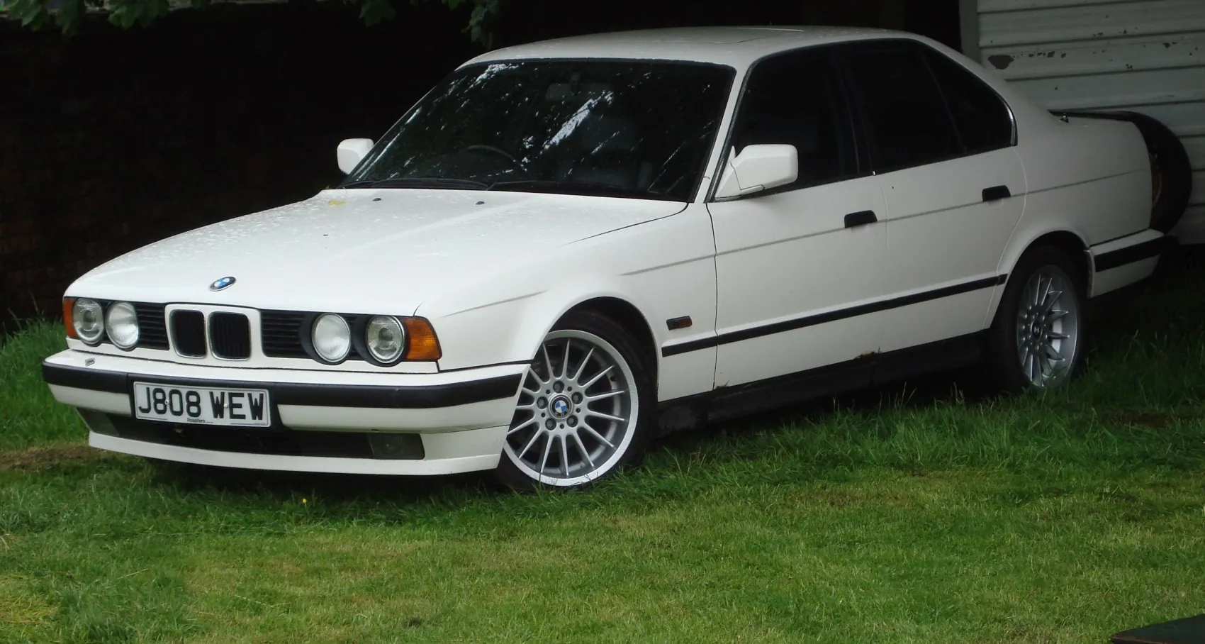BMW 5 Series (E34)