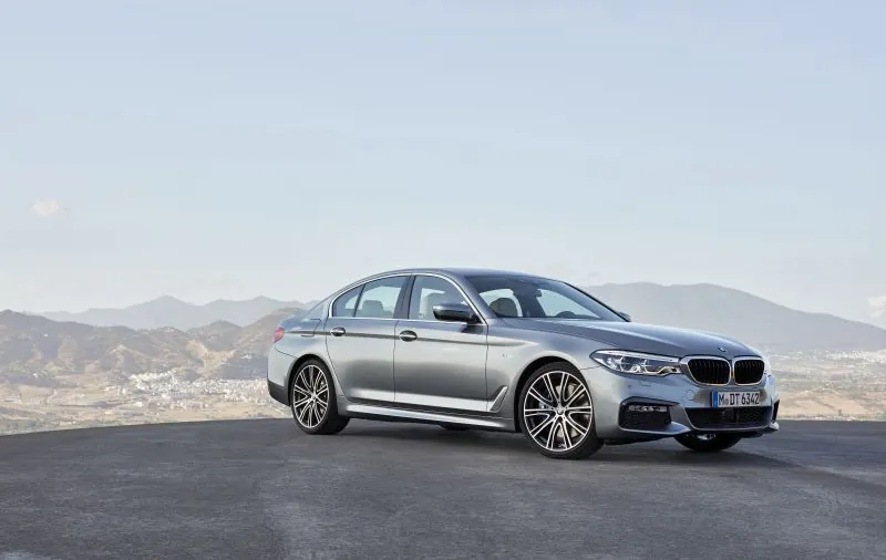BMW 5 Series Sedan (G30)