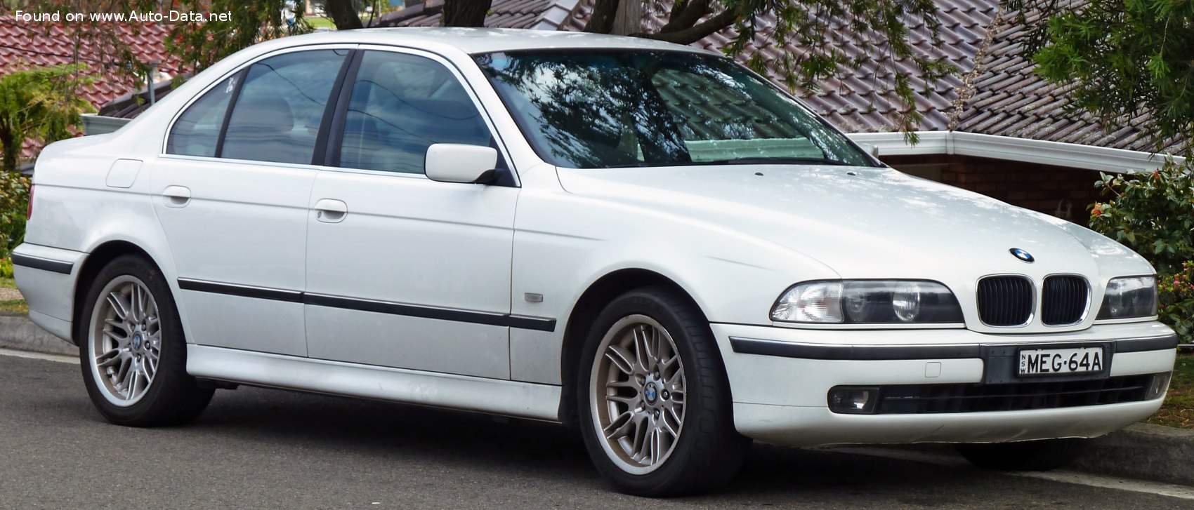 BMW 5 Series (E39)
