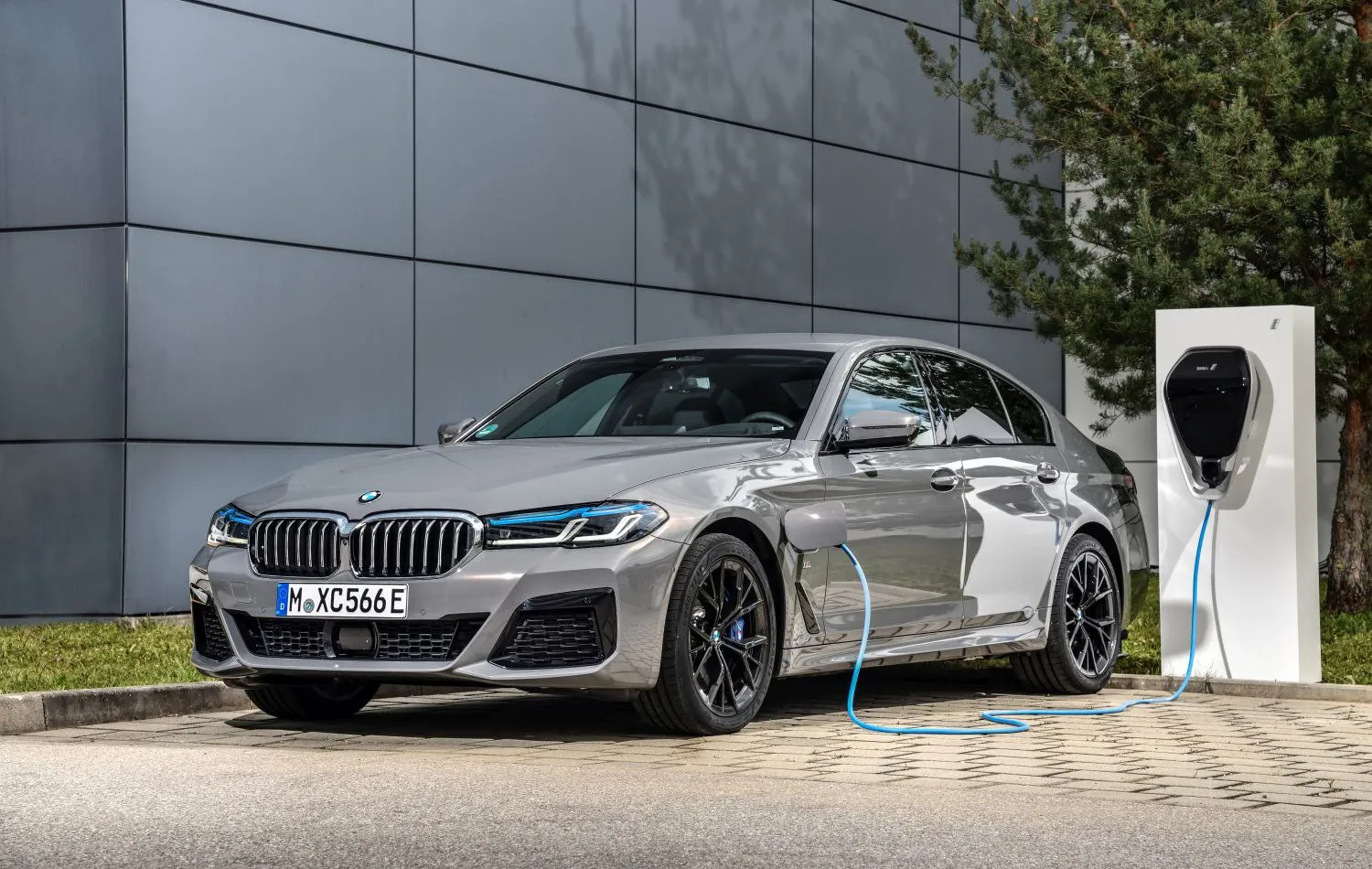 BMW 5 Series Sedan (G30 LCI, facelift 2020)