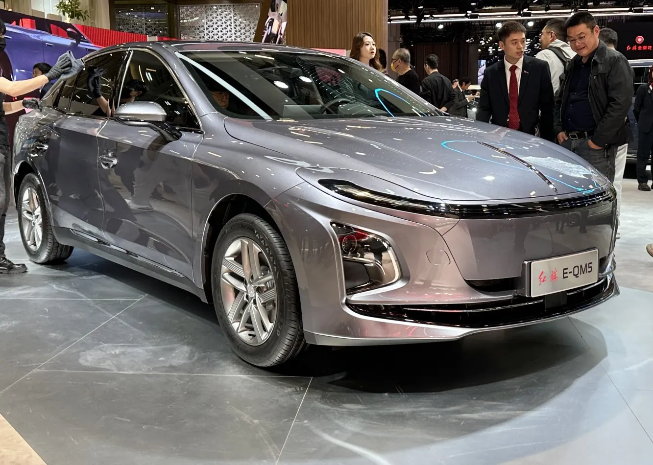 Hongqi E-QM5 (facelift 2025)
