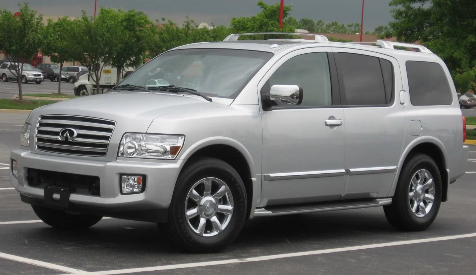 Infiniti QX56