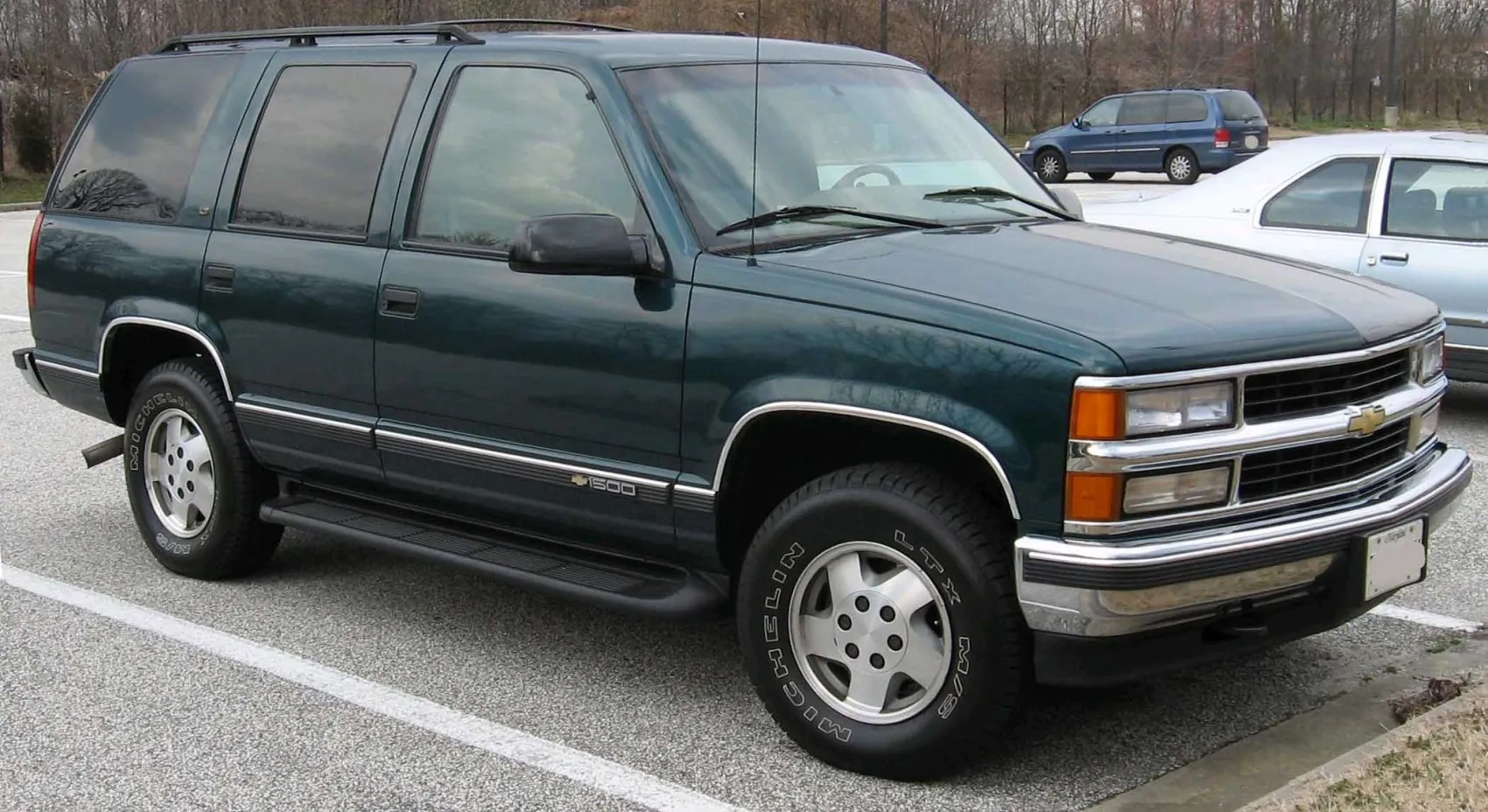 Chevrolet Tahoe (GMT410)
