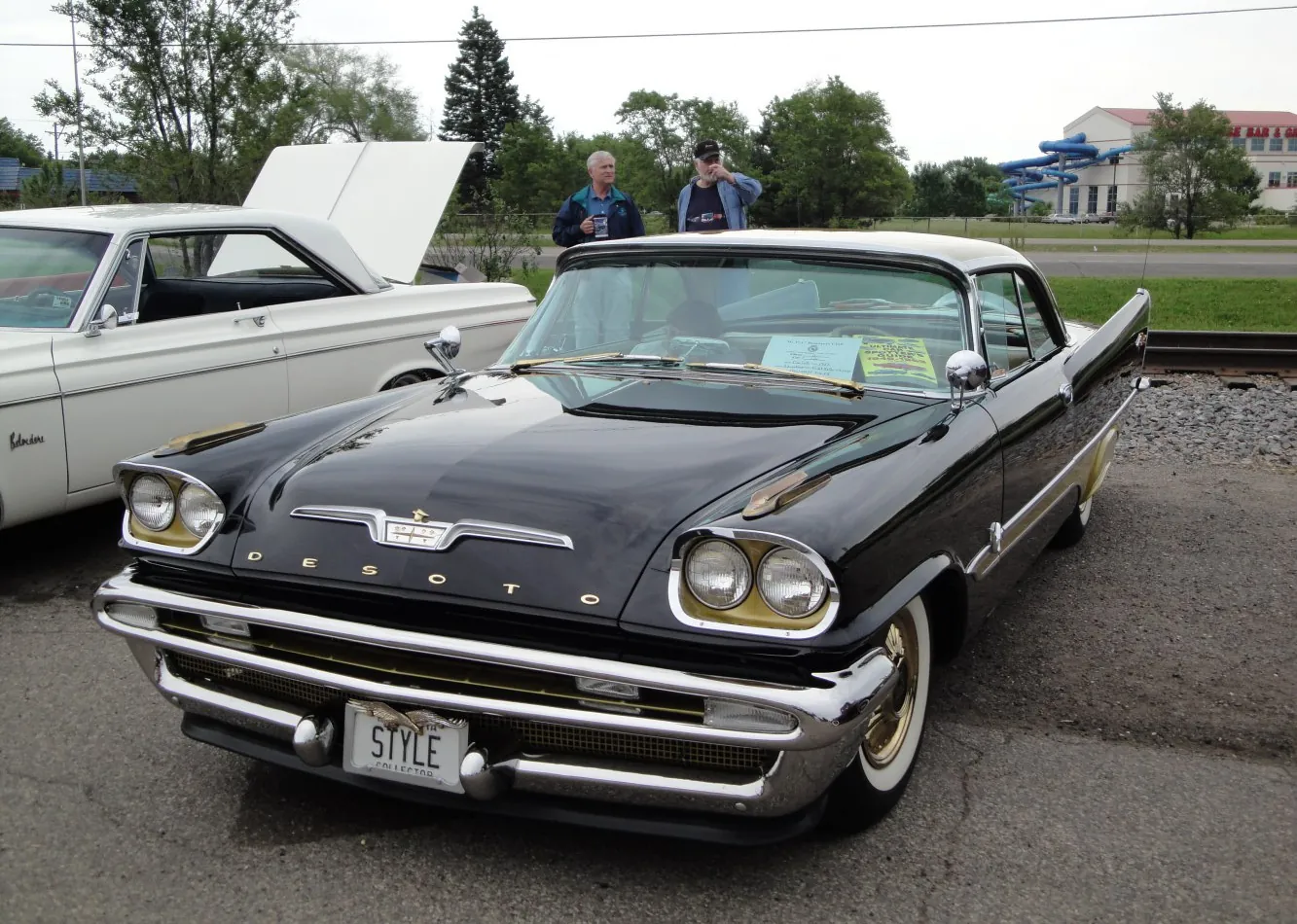 DeSoto Adventurer II Club Coupe
