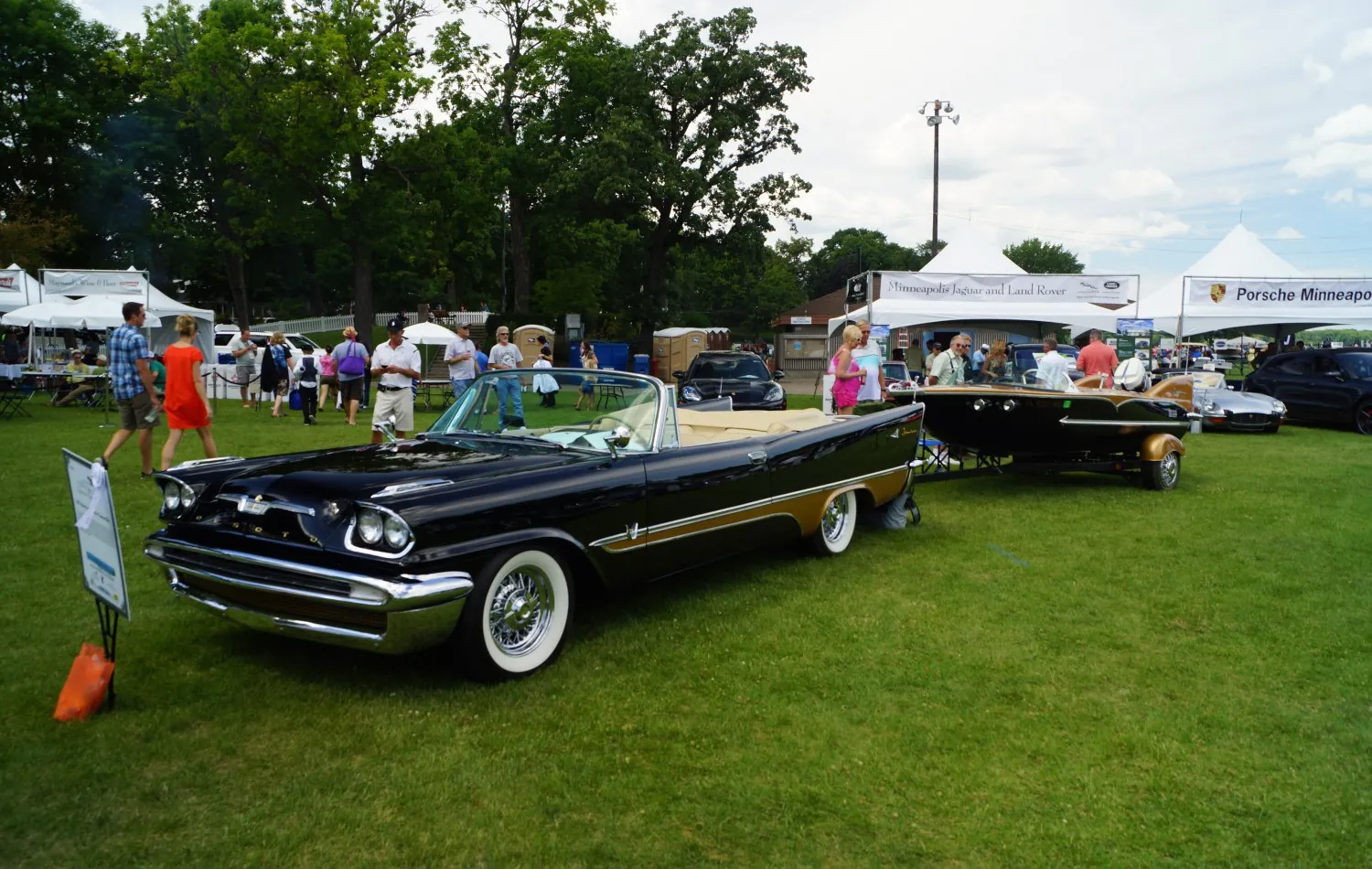 DeSoto Adventurer I Convertible