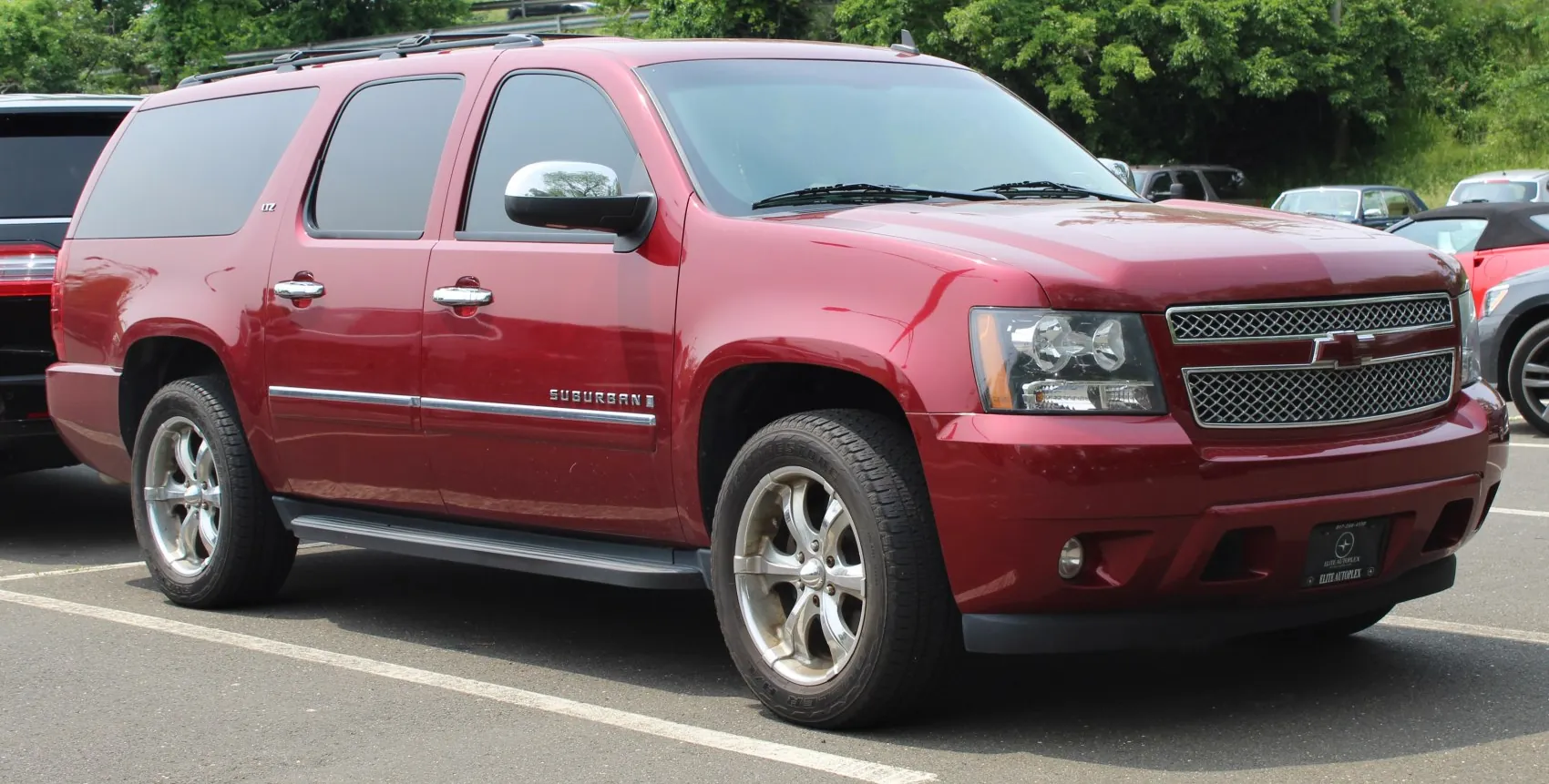Chevrolet Suburban (GMT900)