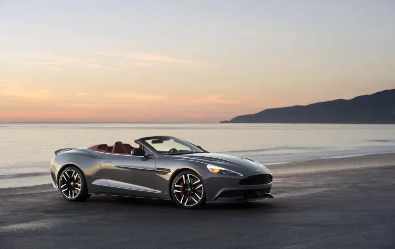 Aston Martin Vanquish II Volante