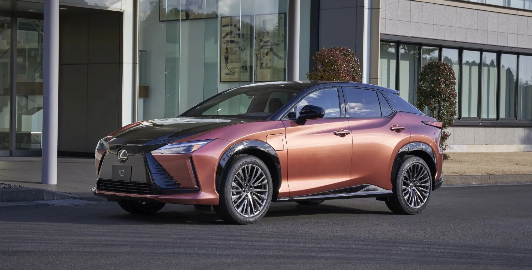 Lexus RZ