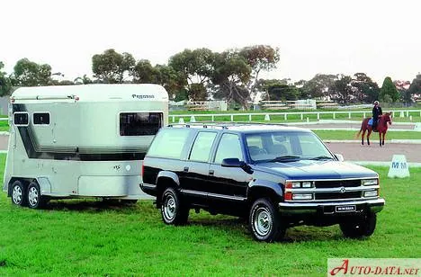 Holden Suburban (8KL35)