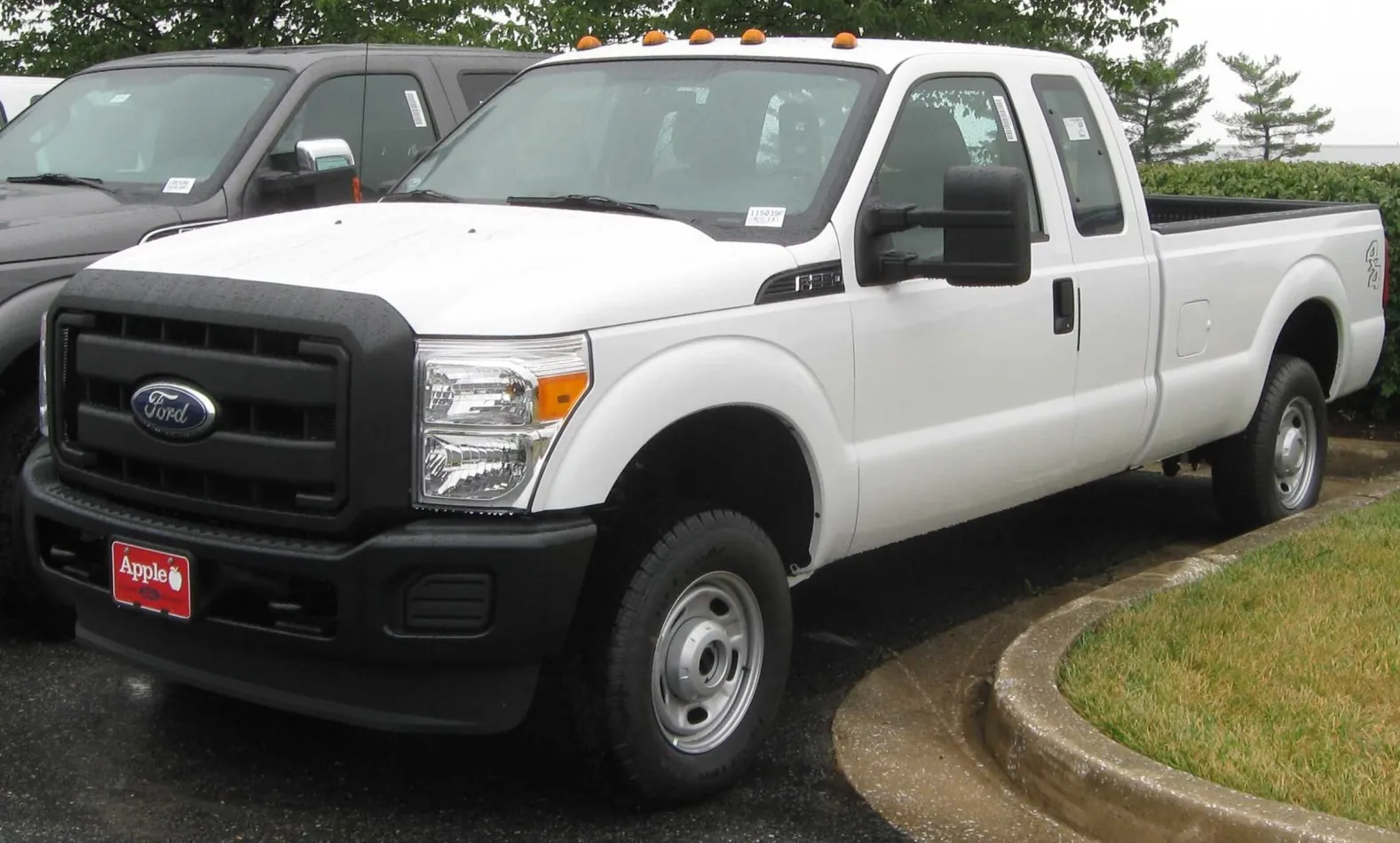 Ford F-250 Super Duty III Super Cab Long box
