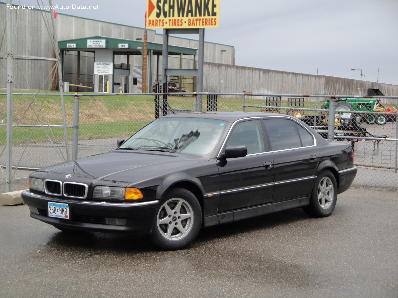 BMW 7 Series (E38)