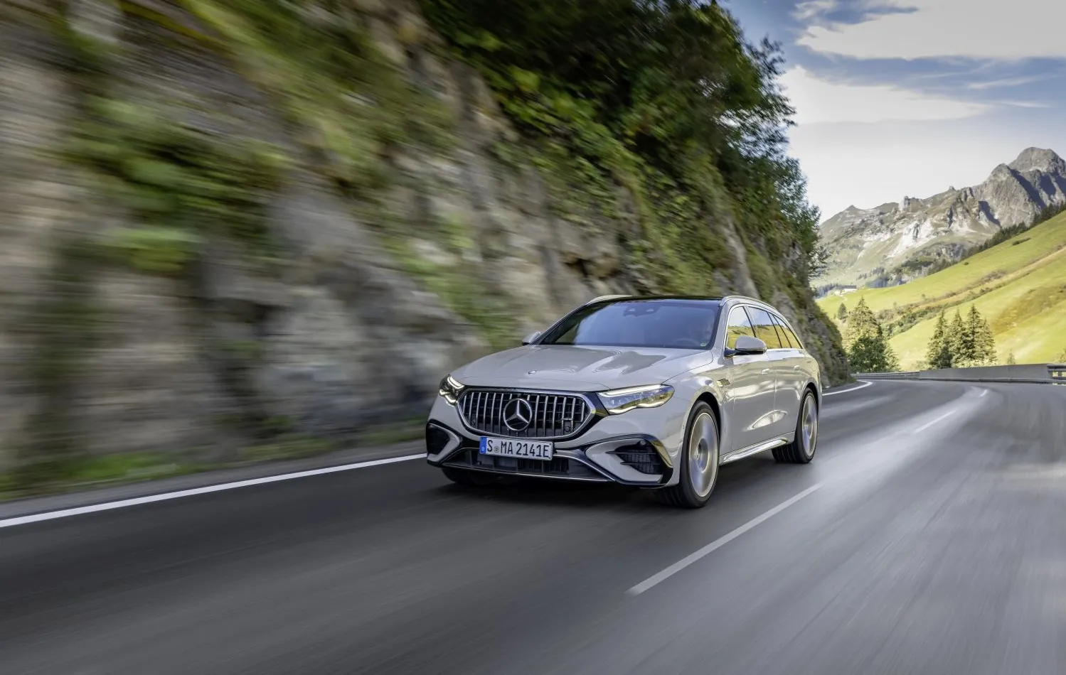 Mercedes-Benz E-class T-modell (S214)
