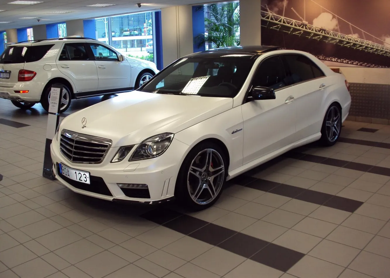 Mercedes-Benz E-class (W212)