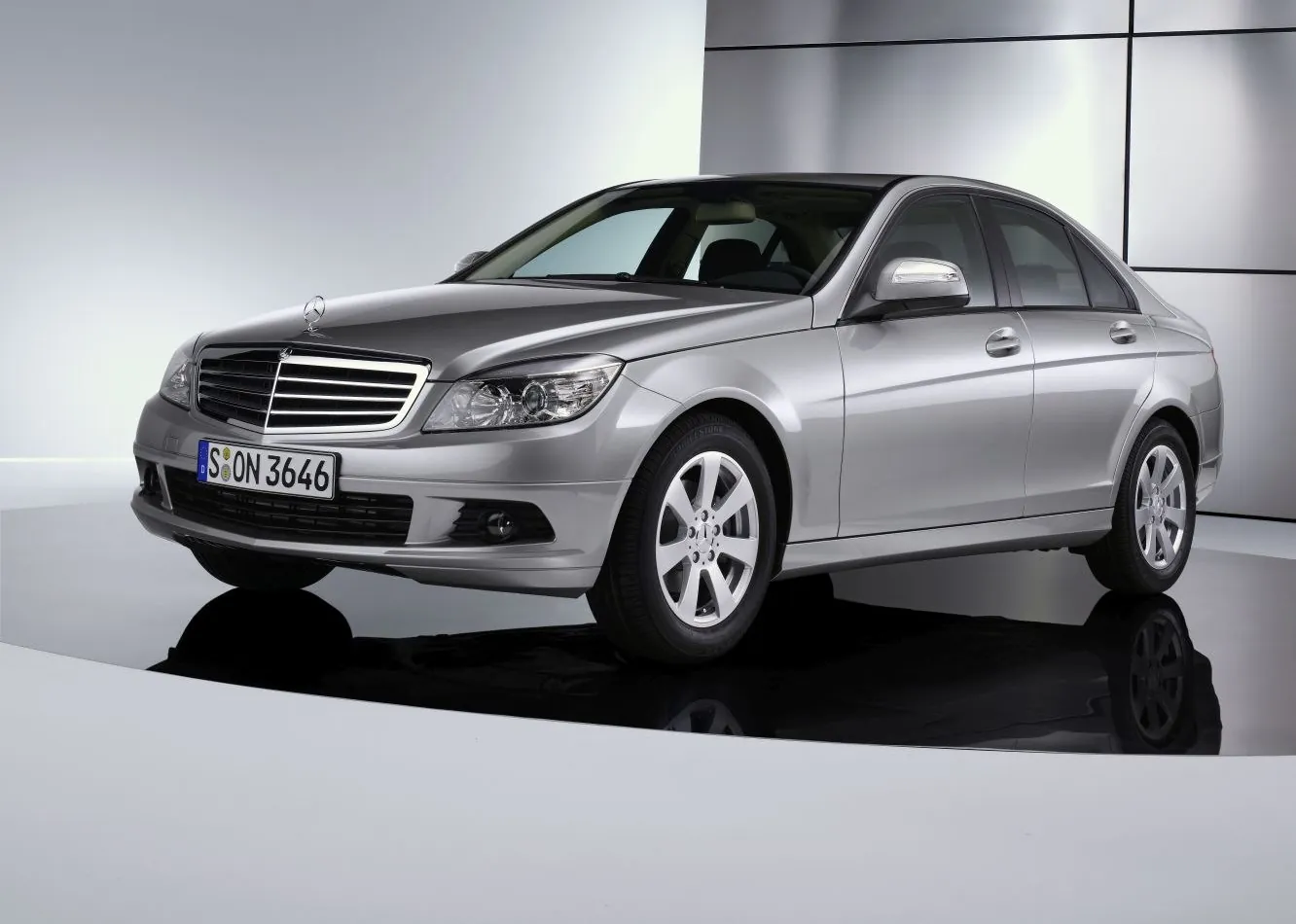 Mercedes-Benz C-class (W204)