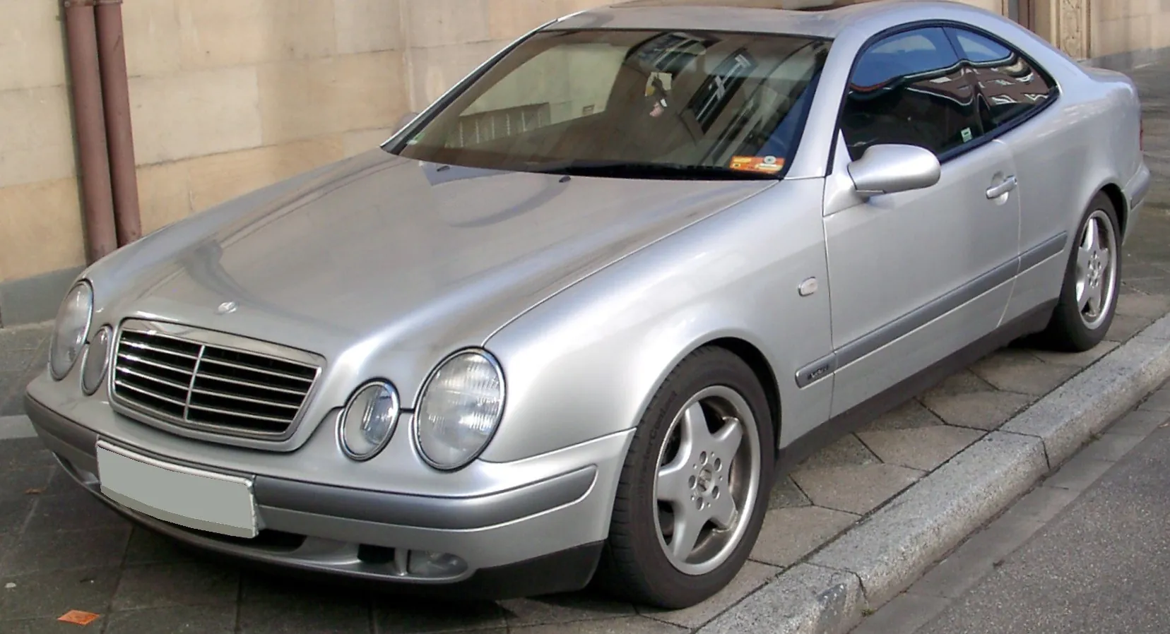 Mercedes-Benz CLK (C208)