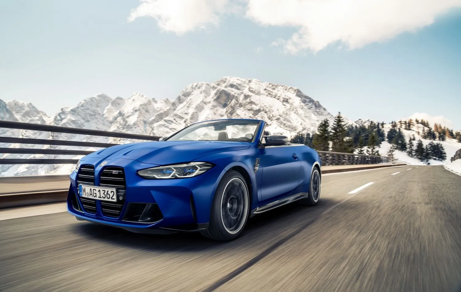 BMW M4 Convertible (G83)