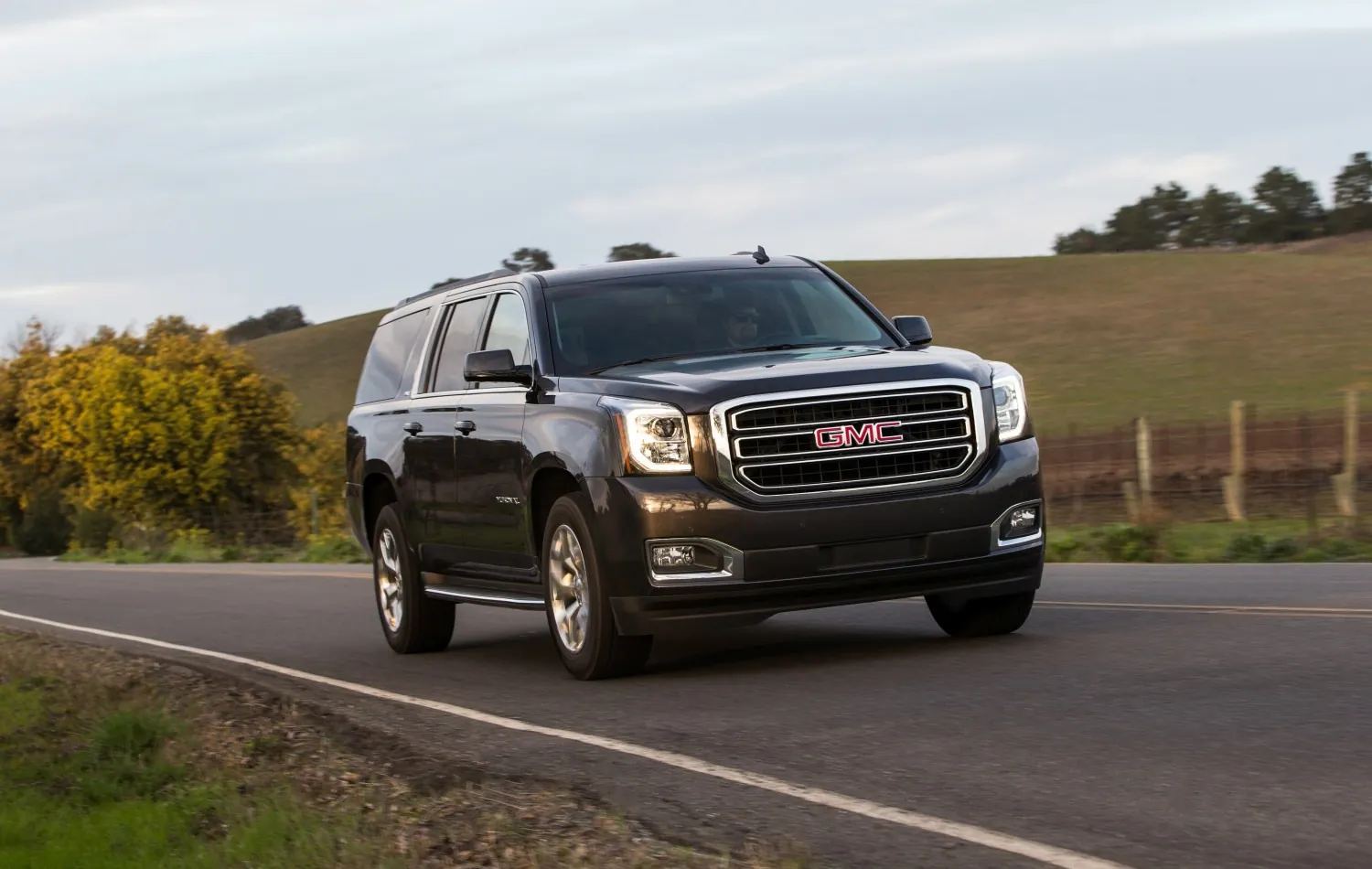 GMC Yukon XL IV