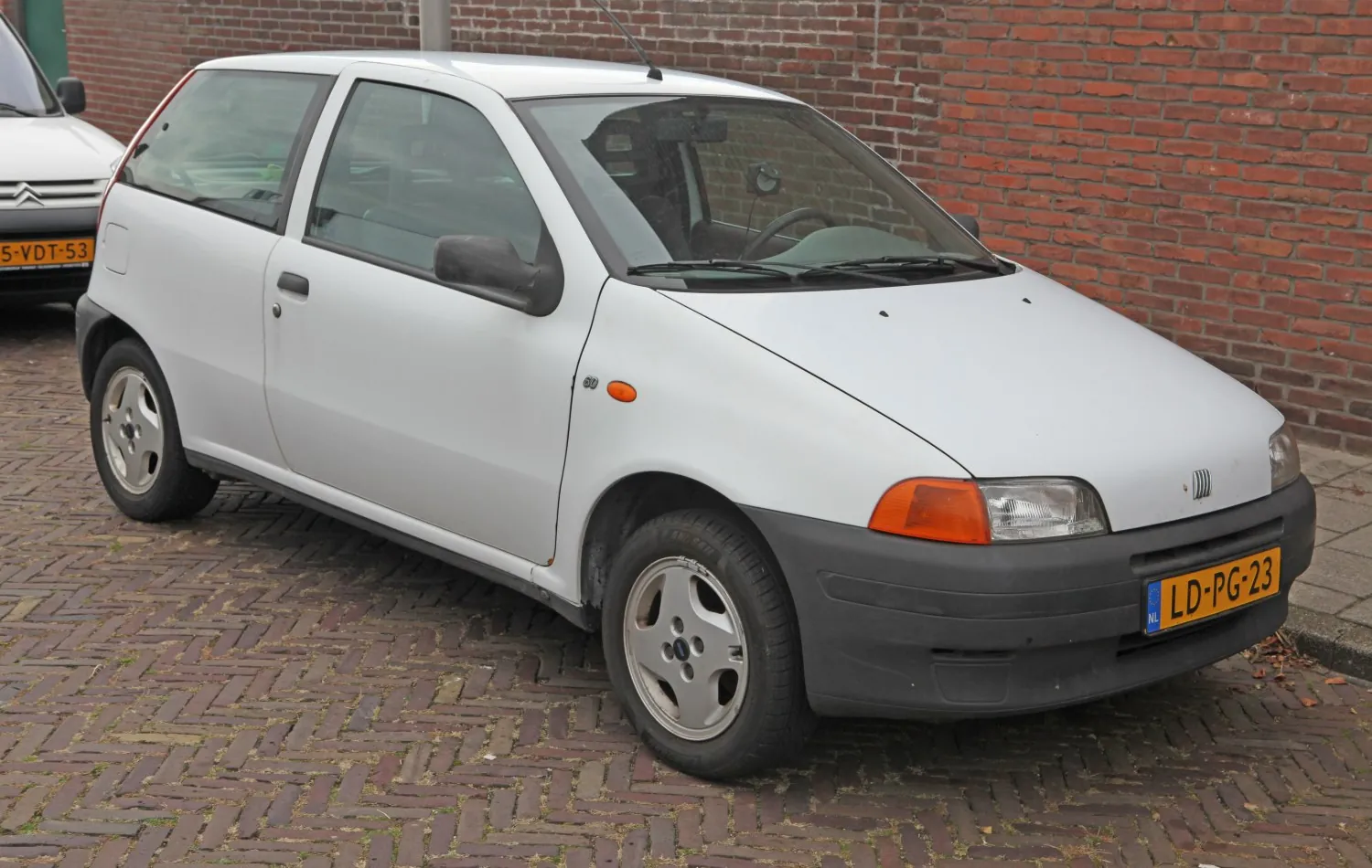 Fiat Punto I (176)