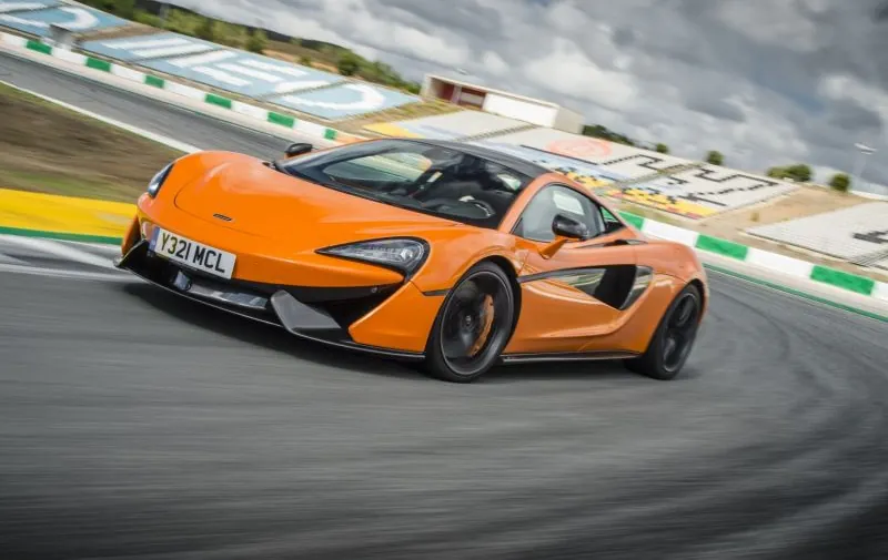 McLaren 570S
