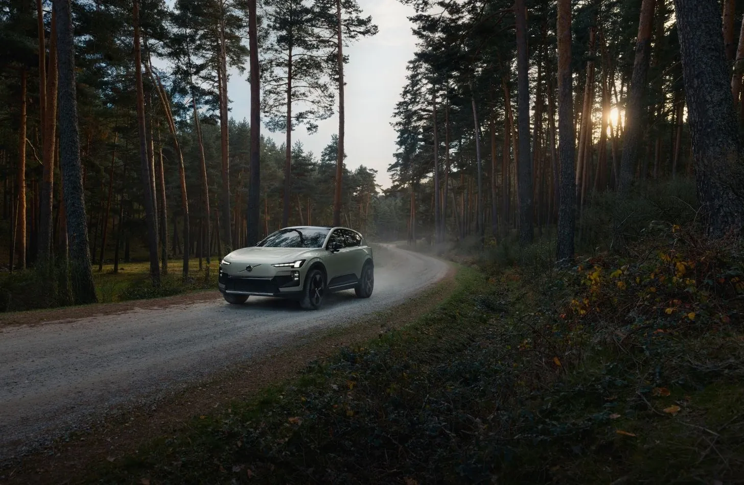 Volvo EX60 Cross Country