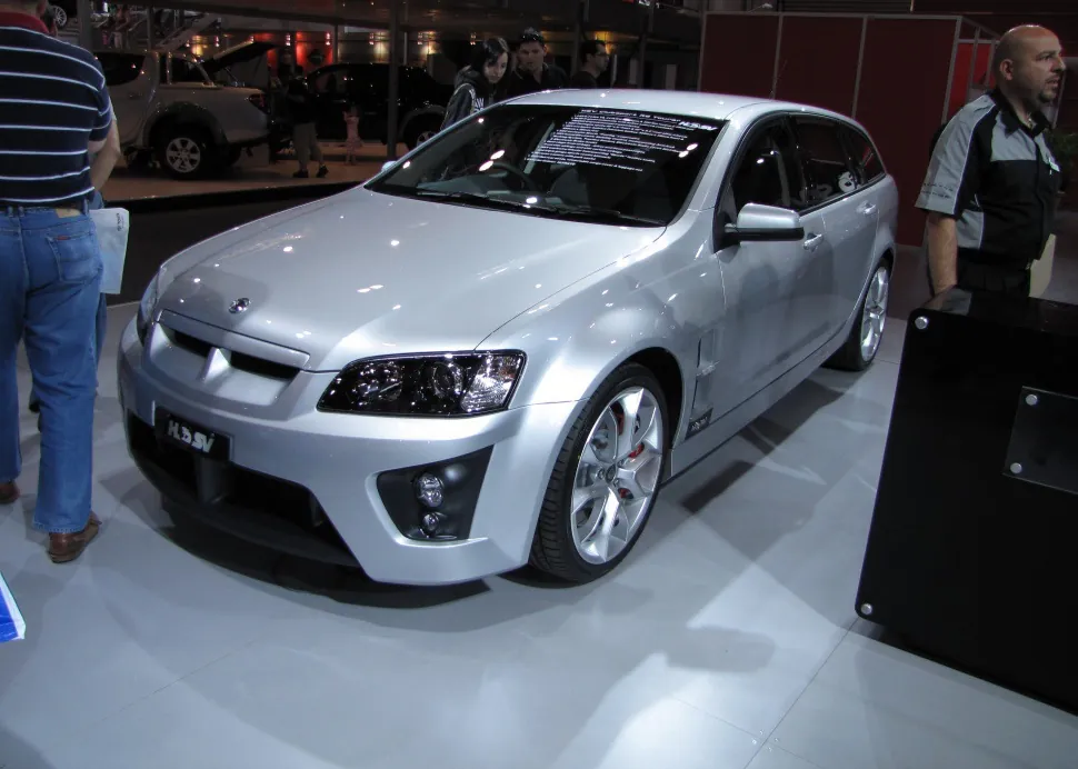HSV Clubsport Tourer (VE)