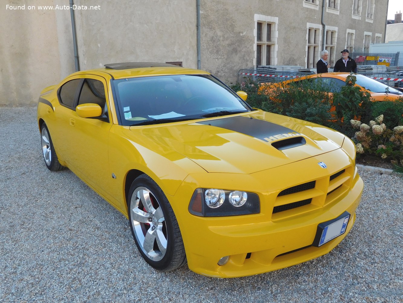 Dodge Charger VI (LX)