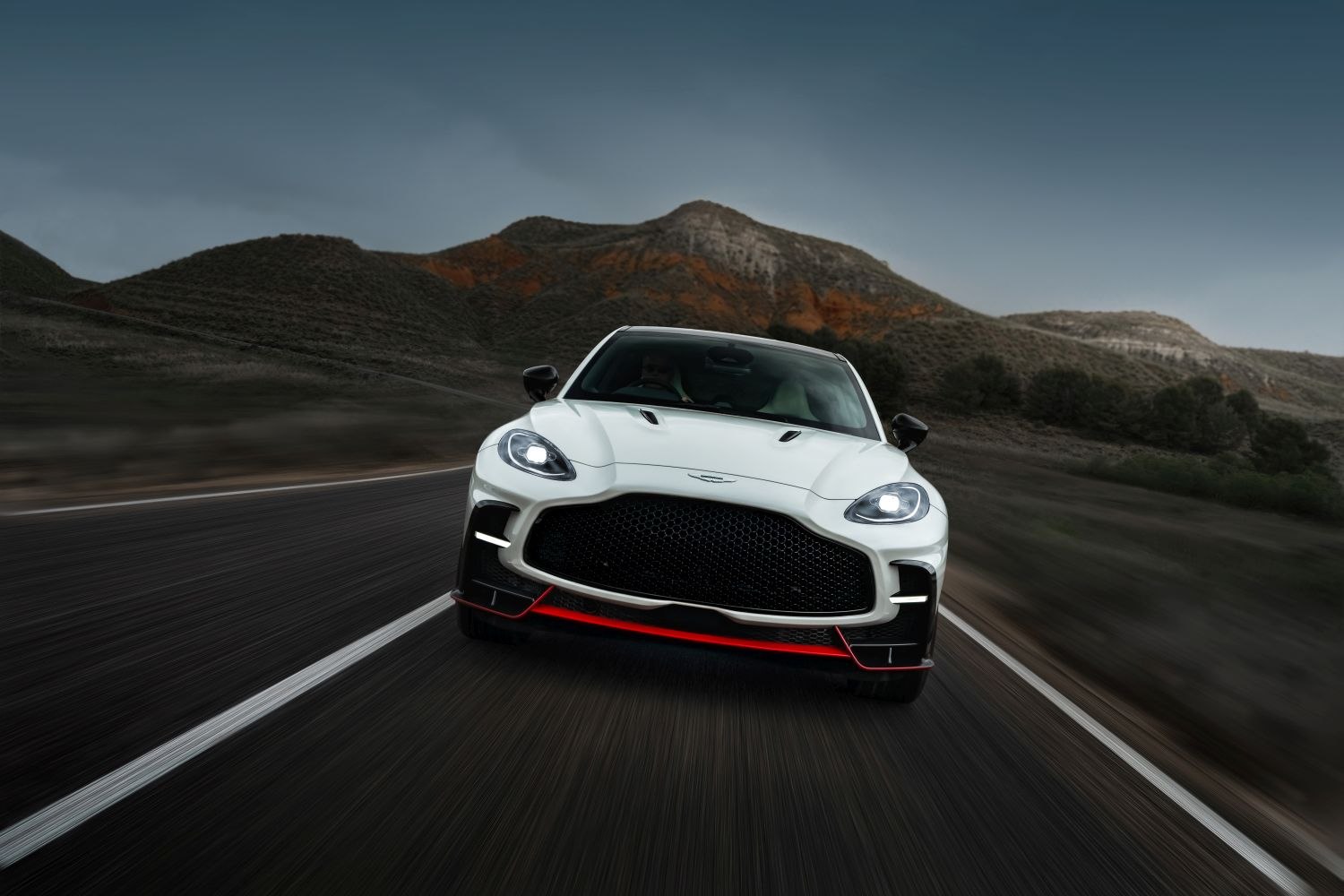 Aston Martin DBX